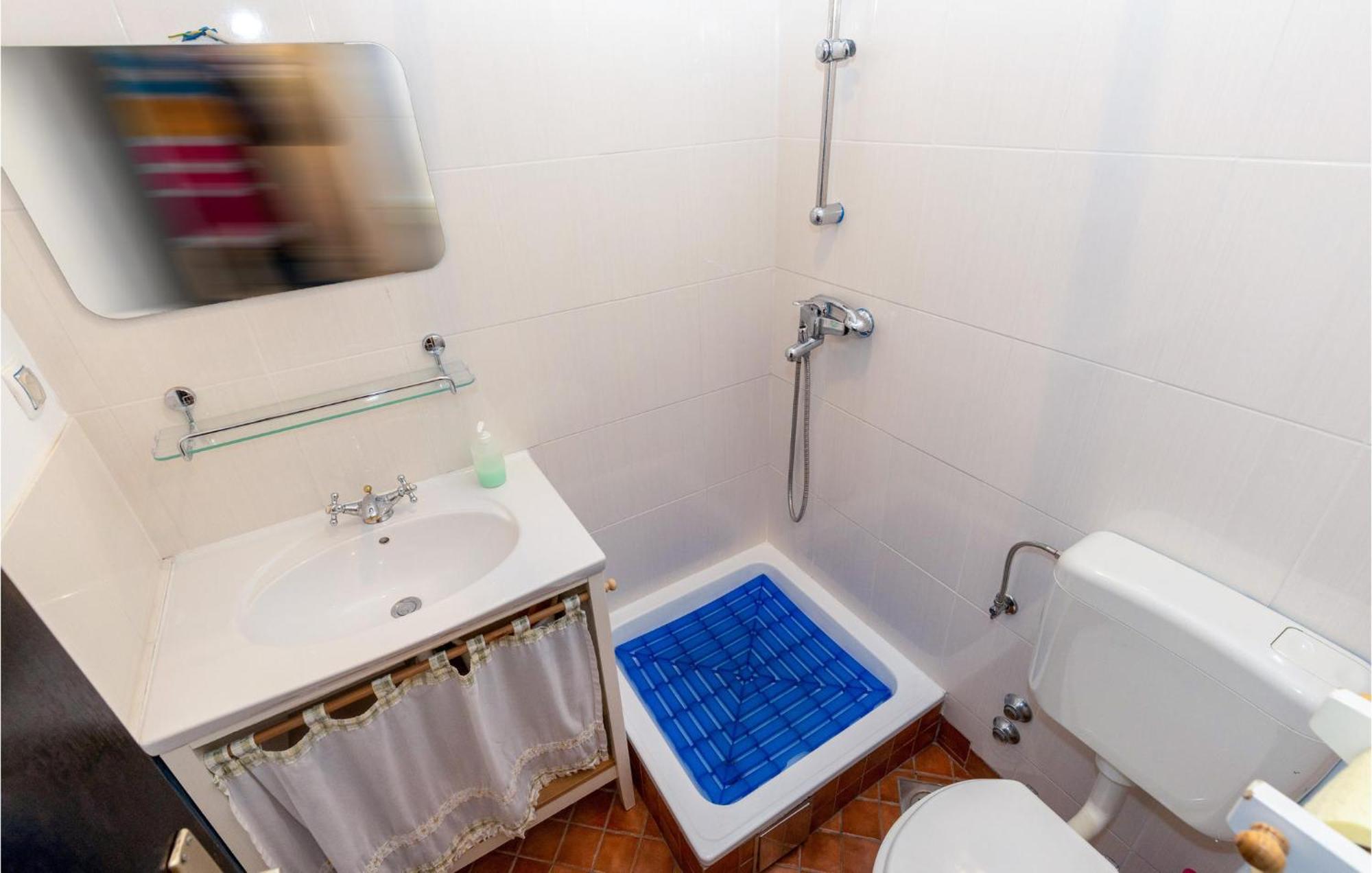 Nice Apartment In Jadranovo With Kitchen Luaran gambar